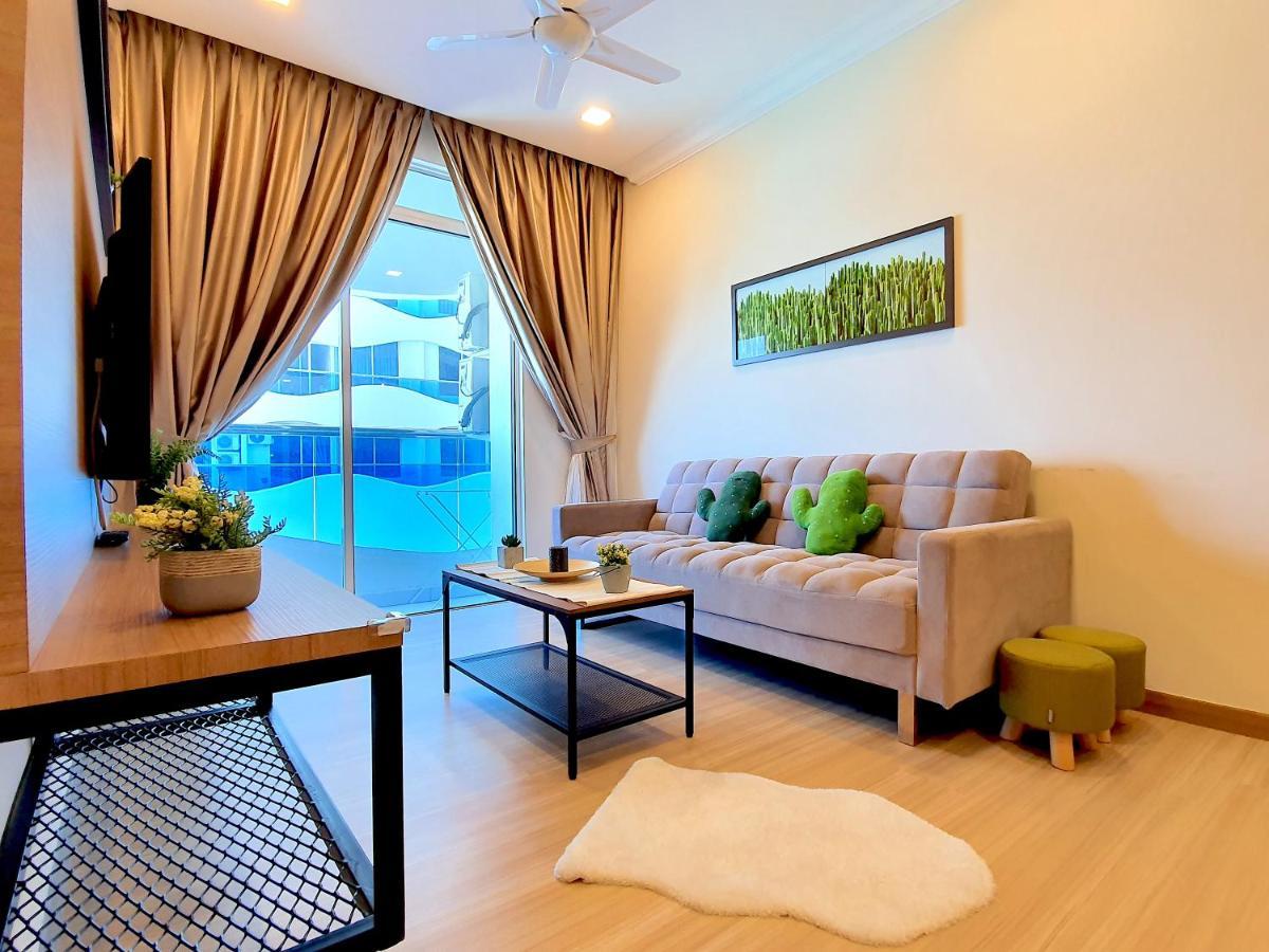 The Wave Suites Melaka Exterior photo