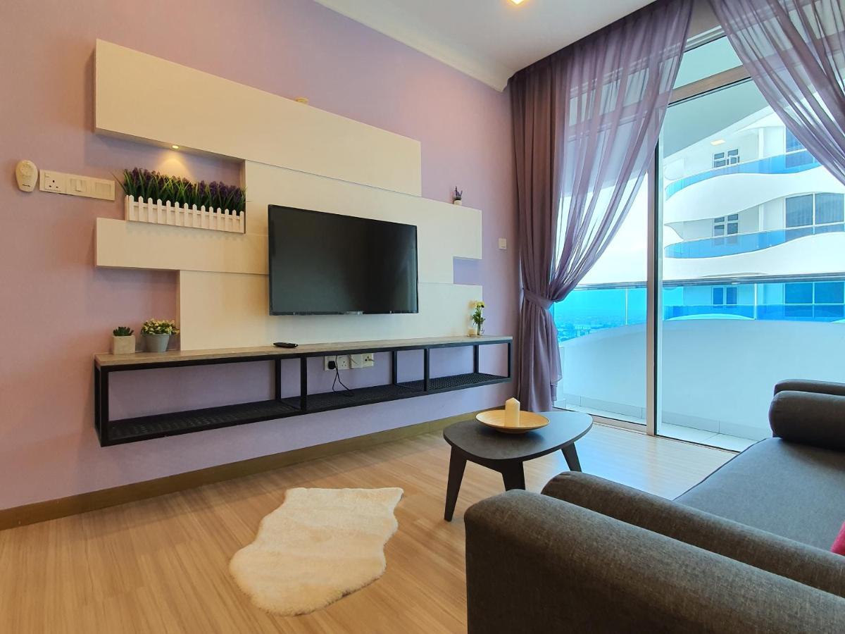 The Wave Suites Melaka Exterior photo