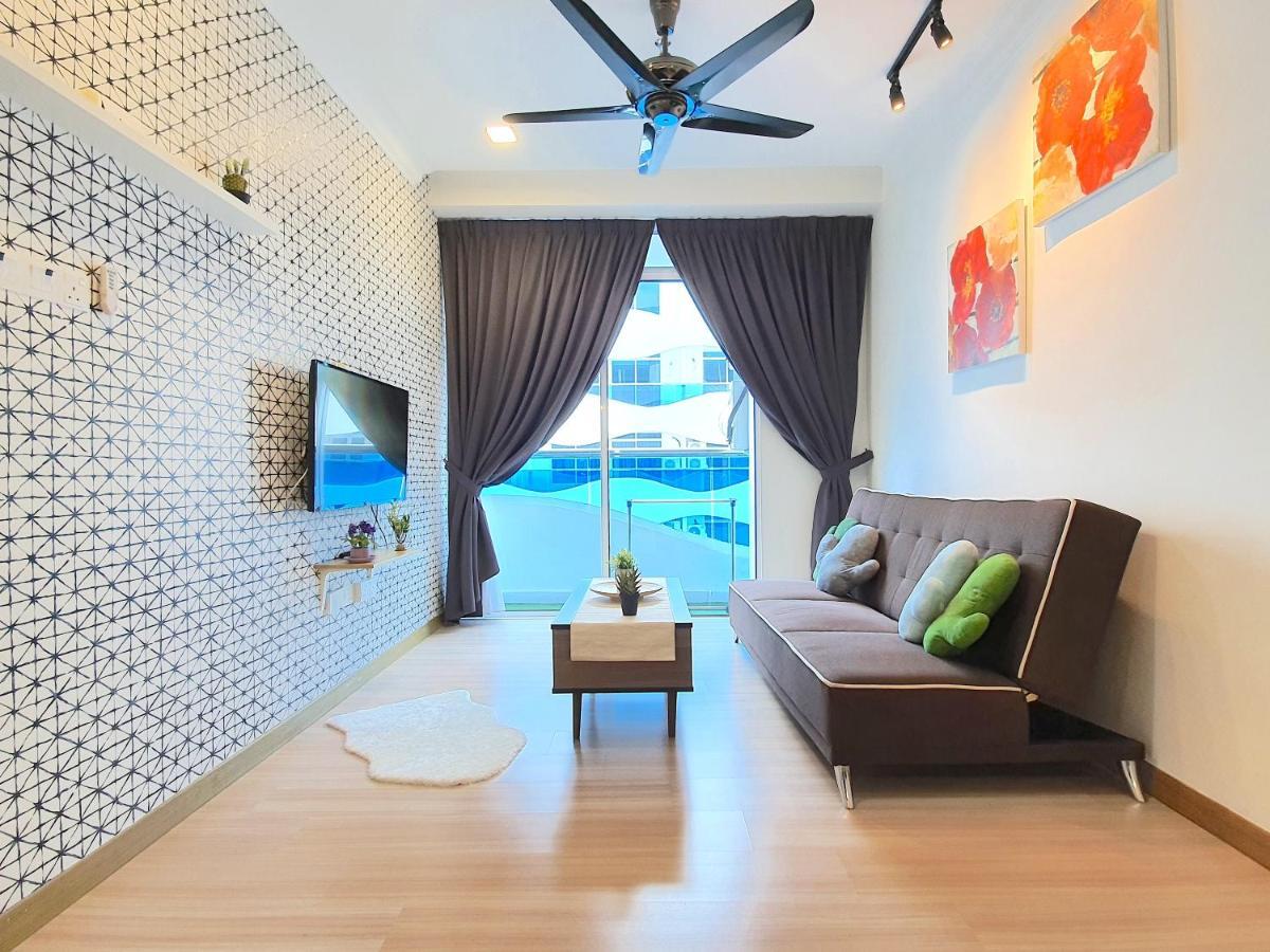 The Wave Suites Melaka Exterior photo