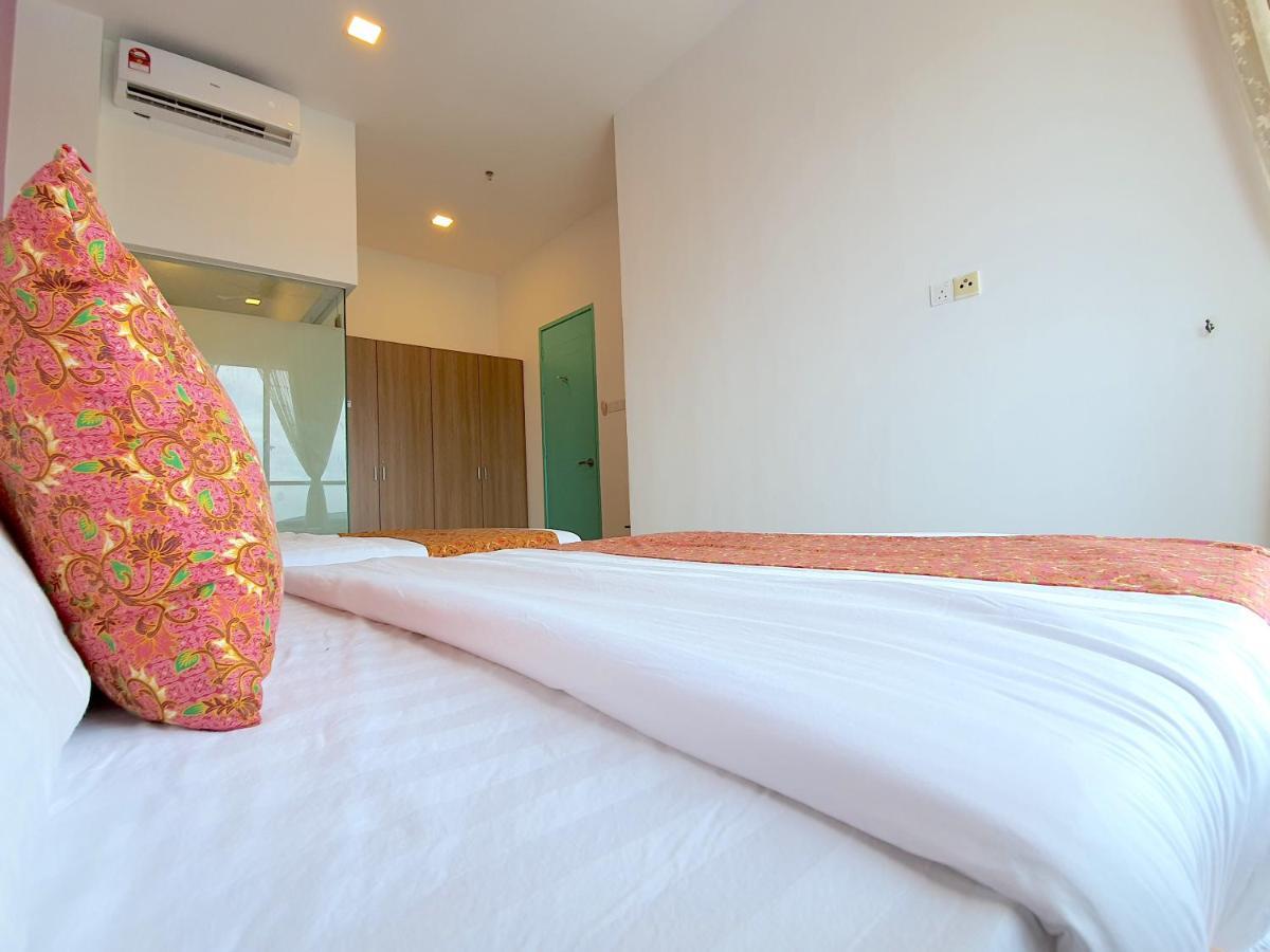The Wave Suites Melaka Exterior photo