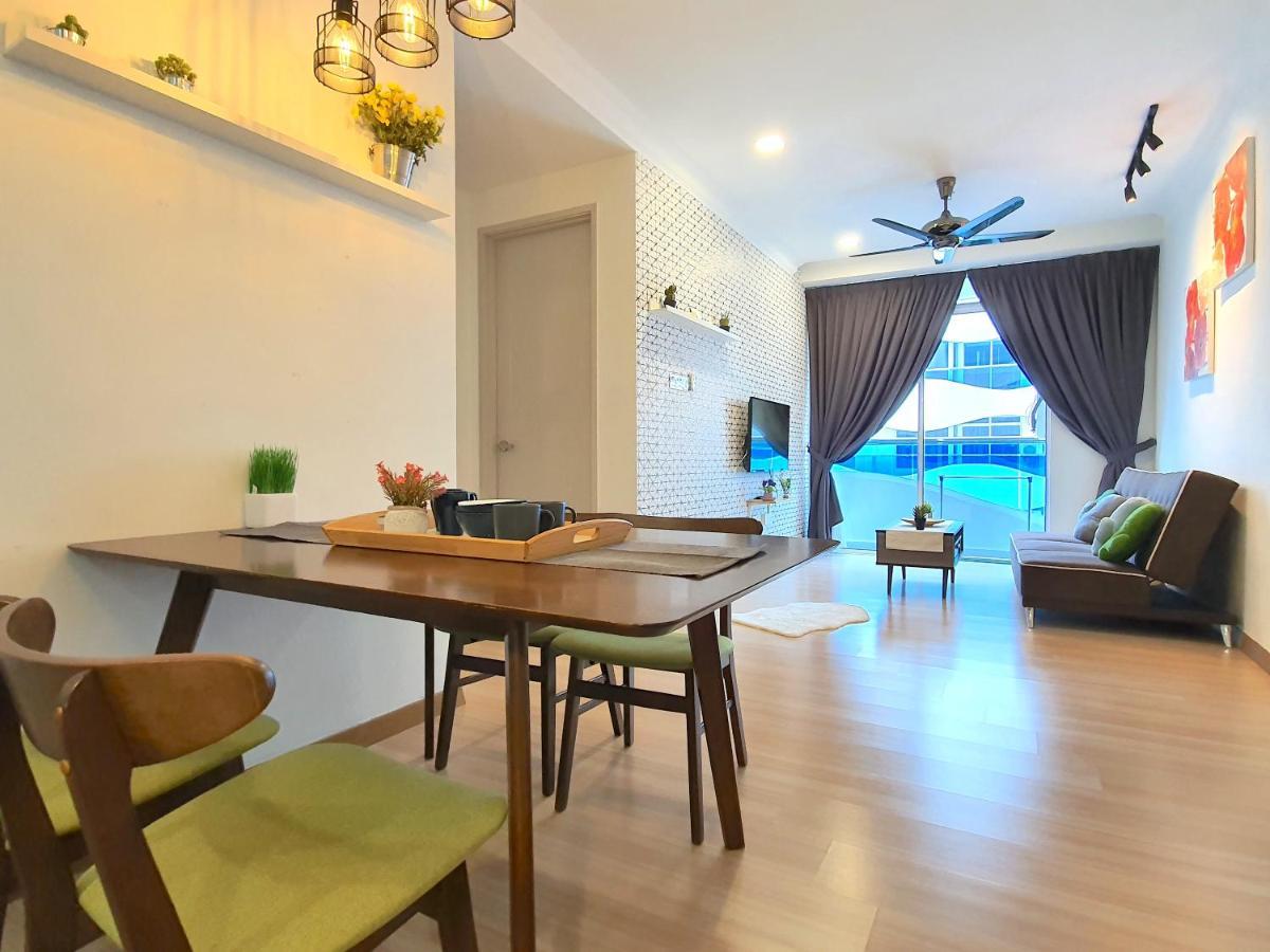 The Wave Suites Melaka Exterior photo