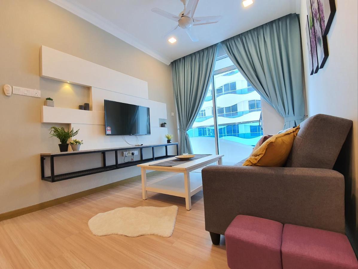 The Wave Suites Melaka Exterior photo
