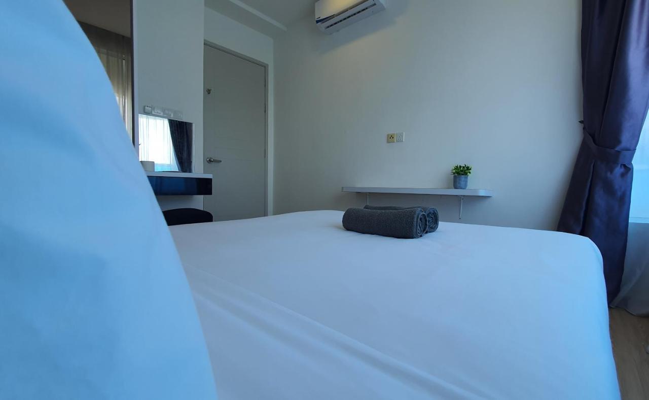 The Wave Suites Melaka Exterior photo